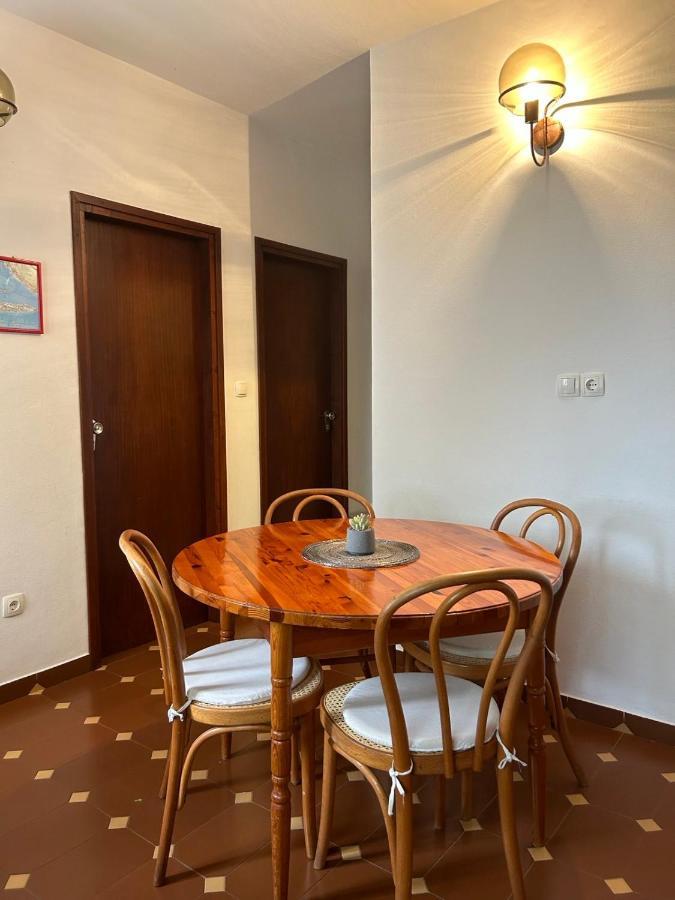 In Area Near The Beaches * Jelsa (Hvar)